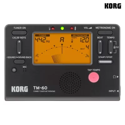 Afinador e metrónomo KORG TM-60 preto com ecrã digital laranja e botão rosa TAP TEMPO