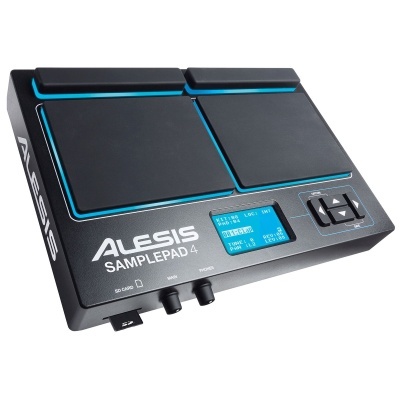 Controlador musical Alesis SamplePad 4 preto com pads e visor digital
