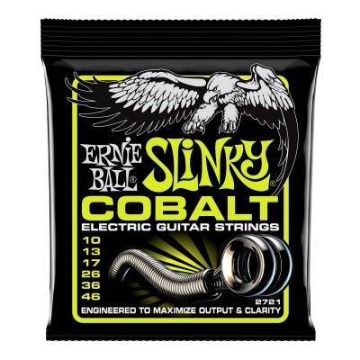 Embalagem de cordas para guitarra eléctrica Ernie Ball Slinky Cobalt preta com texto amarelo e branco