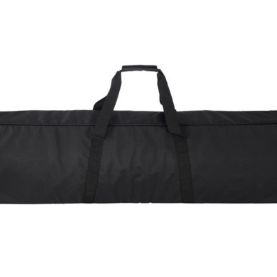 Bolsa preta comprida com alças para transporte