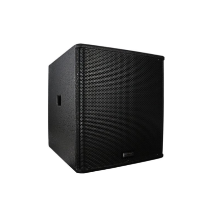 Coluna de som preta tipo cubo com grelha metálica frontal e pega lateral