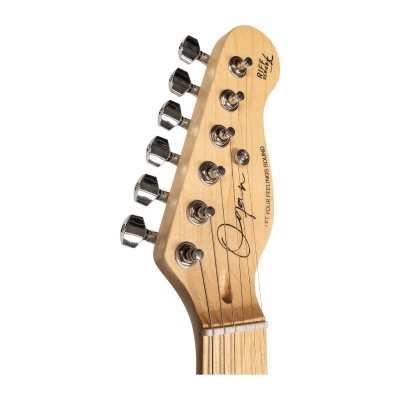 Cabeça de guitarra elétrica em madeira clara com tarraxas cromadas