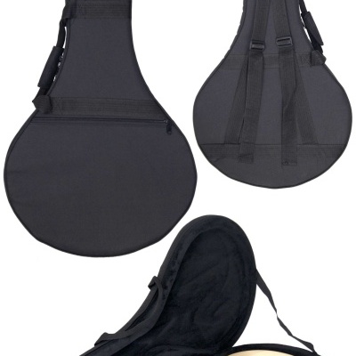 Capa preta para instrumento musical com logo APC e instrumento dentro