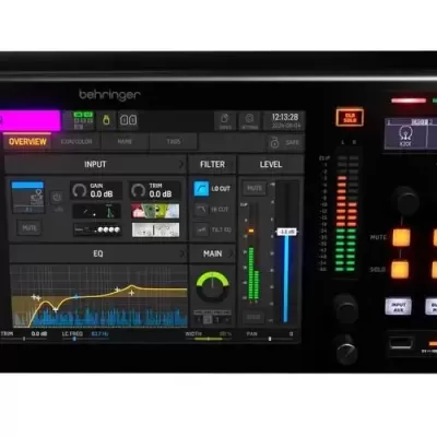 Mesa de mistura digital Behringer preta com ecrã tátil colorido e botões iluminados