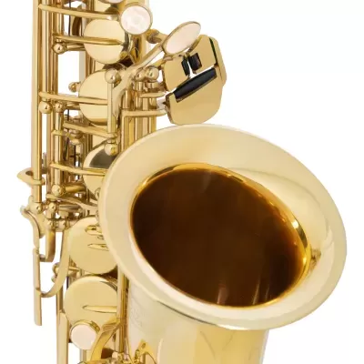 Detalhe de saxofone dourado com chaves e botões