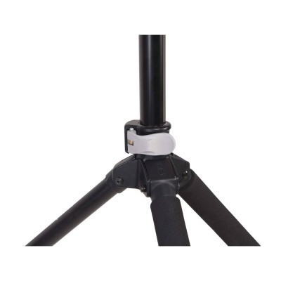 Tripé preto com fecho prateado