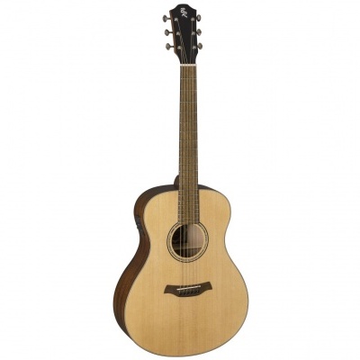Guitarra acústica de madeira clara com braço castanho e cabeça preta