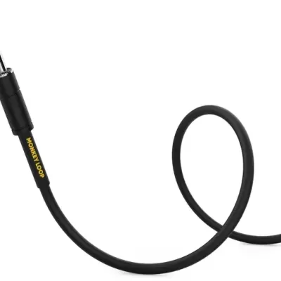Cabo de áudio preto com ficha jack metálica e marca MONKEY LOOP