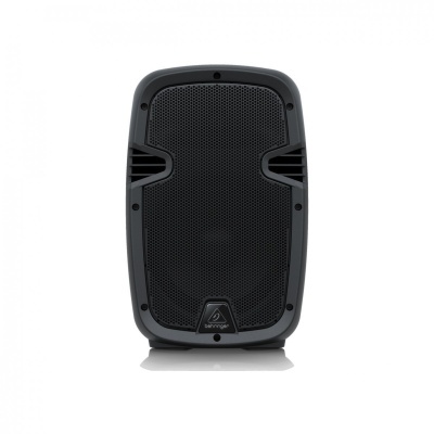 Coluna de som preta Behringer em fundo branco