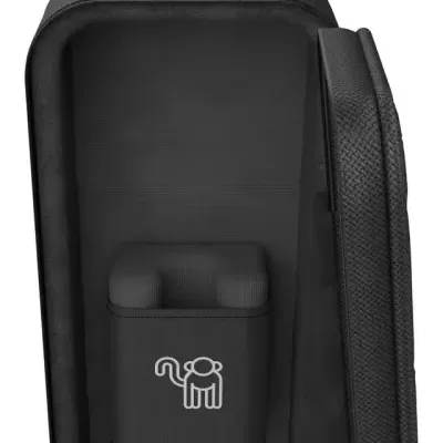 Estojo de material preto com bolsa pequena e desenho de macaco branco