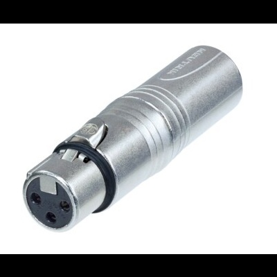 Conector XLR fêmea metálico prateado com anel preto.