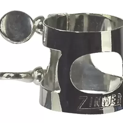 Abraçadeira de metal cromado para instrumento musical