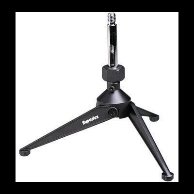 Tripé de mesa preto com parafuso ajustável e inscrição 'Superlux'.