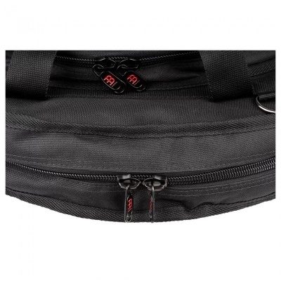 Mala preta com fechos duplos e alças de nylon