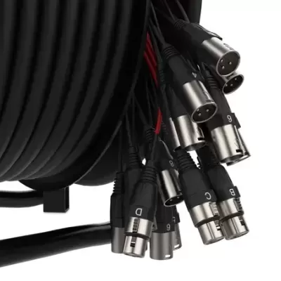 Cabos XLR com conectores metálicos numerados e letras
