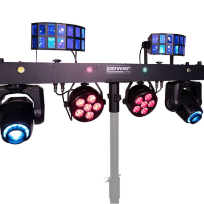 Equipamento de iluminação para eventos com refletores e LEDs em estrutura metálica preta