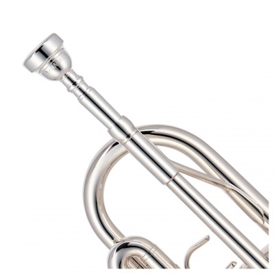 Trompete prateado com bocal arredondado e tubos curvos