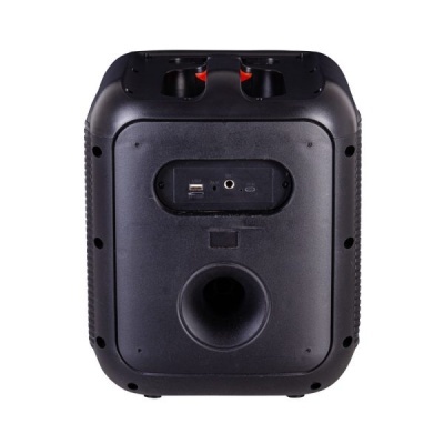 Coluna de som preta com várias portas e orifício para graves