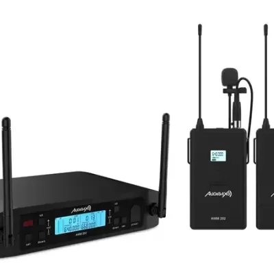 Sistema de microfone sem fios preto com recetor e dois transmissores com microfones