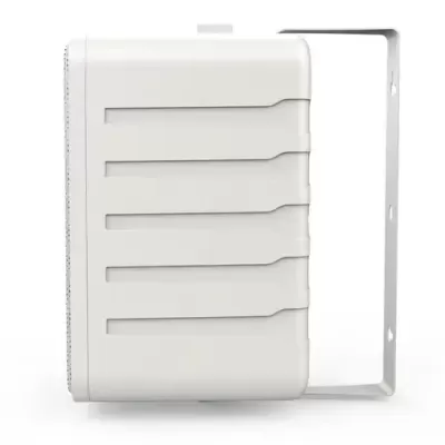 Dispositivo eletrónico branco com ranhuras horizontais e suporte metálico branco