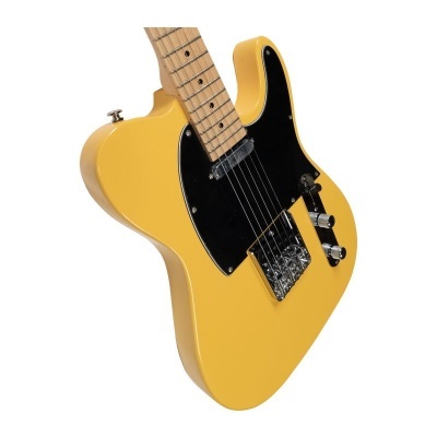 Guitarra elétrica amarela com escudo preto e braço claro