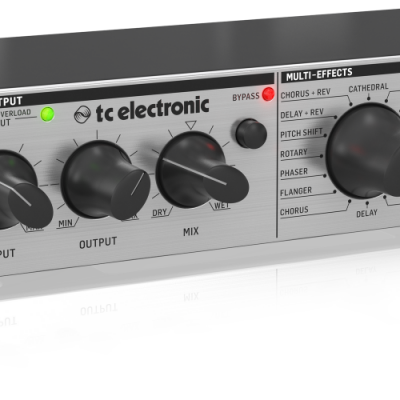 Dispositivo de áudio TC Electronic E1 com botões pretos e painel metálico