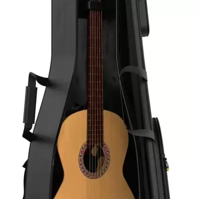 Guitarra clássica em estojo preto aberto