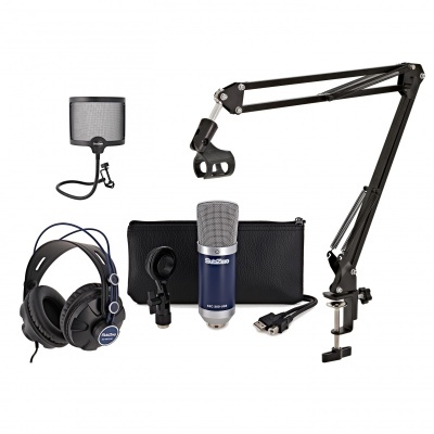 Conjunto de equipamento de gravação áudio com microfone, suporte, fones, filtro pop e acessórios
