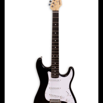 Guitarra elétrica preta com escudo branco e cabeçote com texto Blackstar