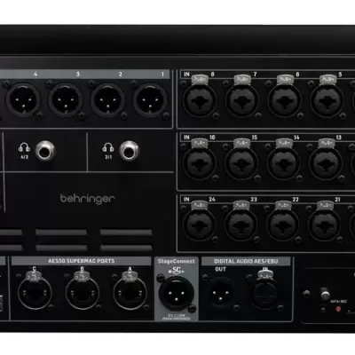 Equipamento de áudio BEHRINGER com múltiplas entradas e saídas XLR
