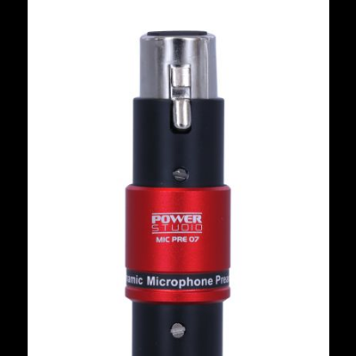 Pré-amplificador para microfone preto e vermelho com texto Power Studio MIC PRE 07