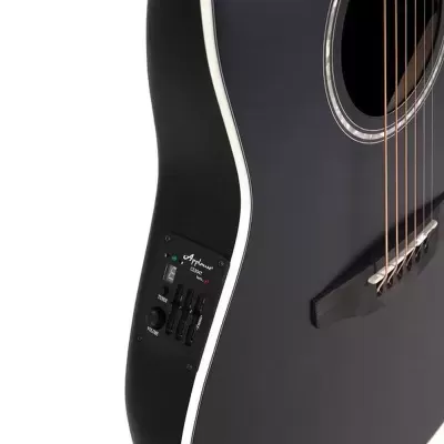 Guitarra acústica preta fosca com painel de controle embutido
