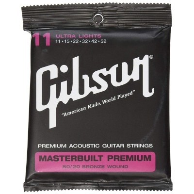 Pacote preto de cordas para guitarra acústica da Gibson com texto branco e rosa