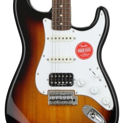 Guitarra elétrica Fender sunburst com três captadores e etiqueta vermelha