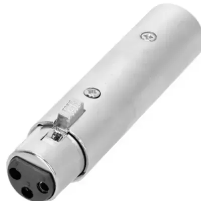 Microfone metálico prateado com duas entradas na base