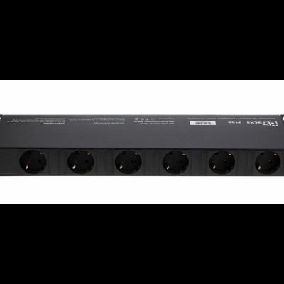 Extensão elétrica preta de seis tomadas tipo europeu com suporte para montagem em rack