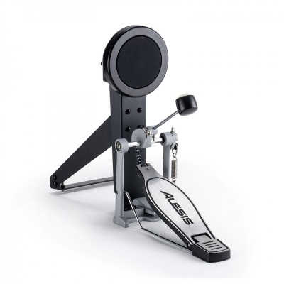 Pedal de caixa de bateria Alesis preto e branco com tampo circular emborrachado