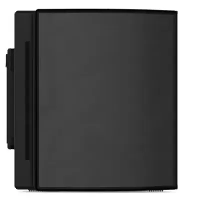 Frigorífico compacto preto com porta fechada