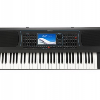 Teclado eletrónico preto com teclas brancas e pretas e ecrã colorido no centro