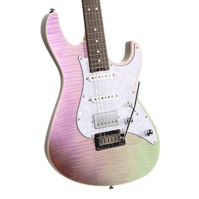 Guitarra elétrica lilás e verde com pickguard branco perolado