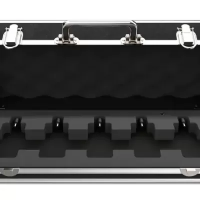 Mala rígida preta com interior em espuma preta moldada para cinco objetos