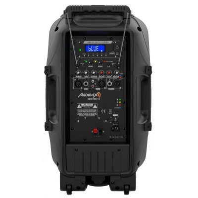 Coluna de som portátil preta com painel de controlo e ecrã azul com texto 'BLUE'