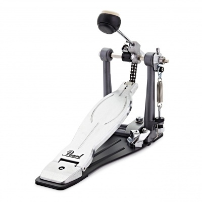 Pedal para bumbo de bateria Pearl em metal prateado com base preta