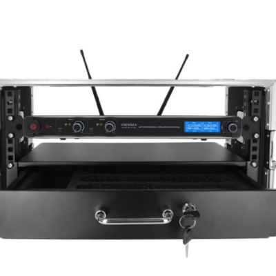 Rádio profissional wireless Sennheiser EM 2050 com caixa metálica e gaveta com chave