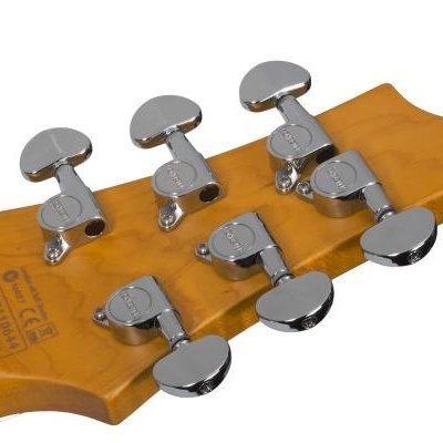 Cabeça de guitarra elétrica em madeira clara com afinadores cromados