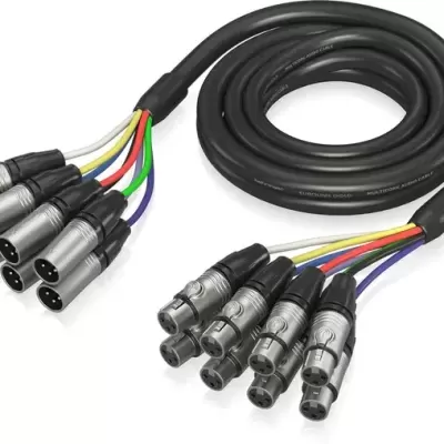 Cabo áudio multicore com conectores XLR e cabos coloridos