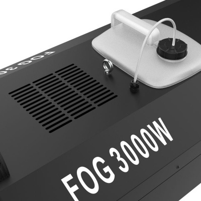 Máquina de nevoeiro preta com reservatório branco e texto 'FOG 3000W'.