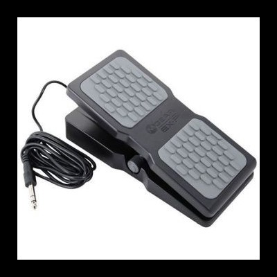 Pedal controlador de expressão musical Behringer preto com superfícies cinzentas e cabo com jack.