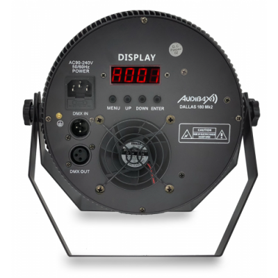 Dispositivo circular preto com visor digital vermelho e suporte metálico em fundo branco