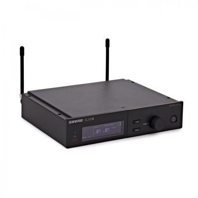Rádio digital Shure SLXD4 preto com ecrã LCD e duas antenas